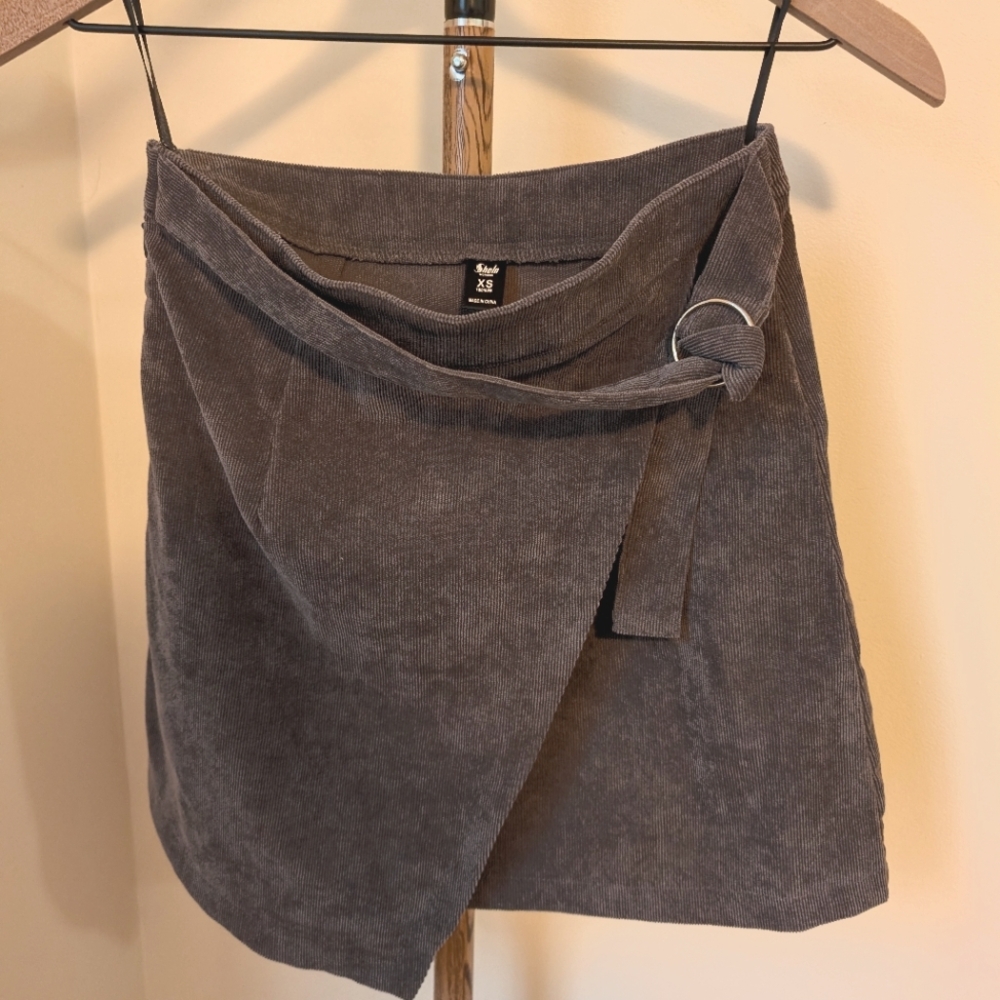 Corduroy skirt